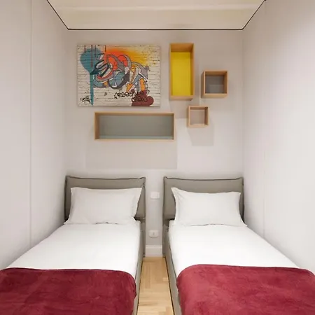 Florence- The Wizard's House 3bd 公寓 佛罗伦萨